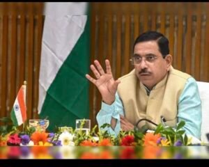 Pralhad Joshi Biography: Age, Family, Education, Political Career, Achievements, and Facts